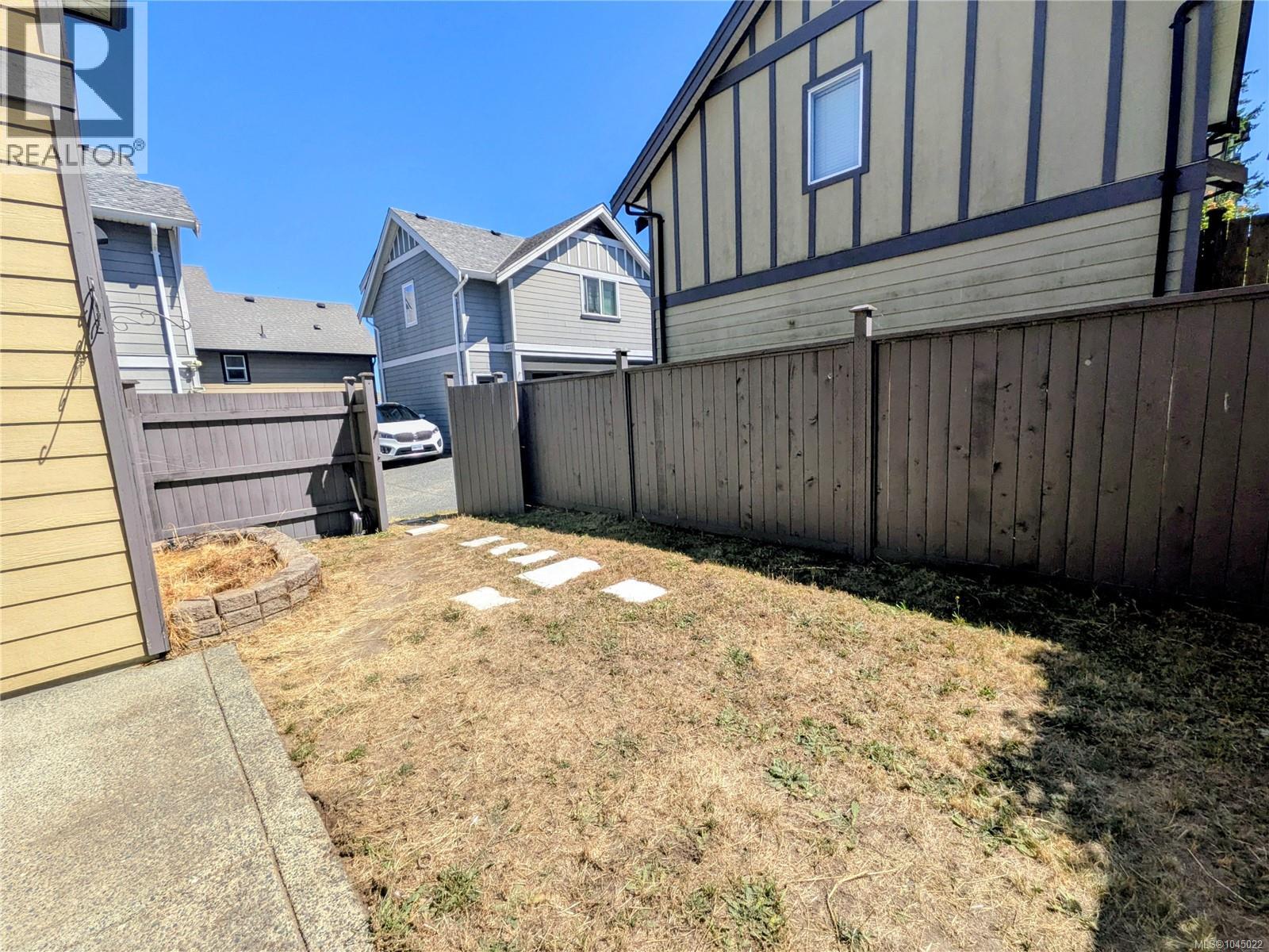 1227 Freshwater Cres - 14