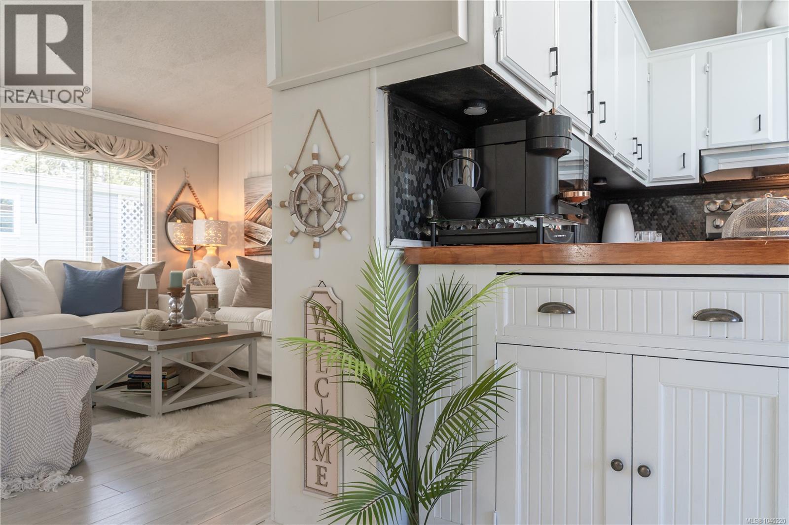 #33 7701 Central Saanich Rd - 8