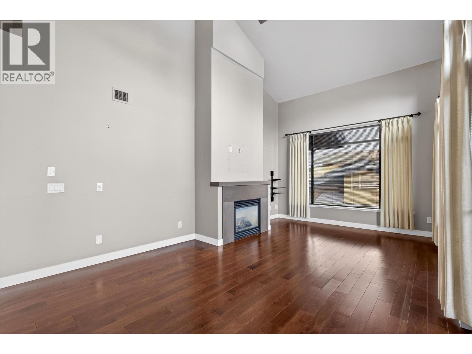203 600 Sarsons Road, Kelowna