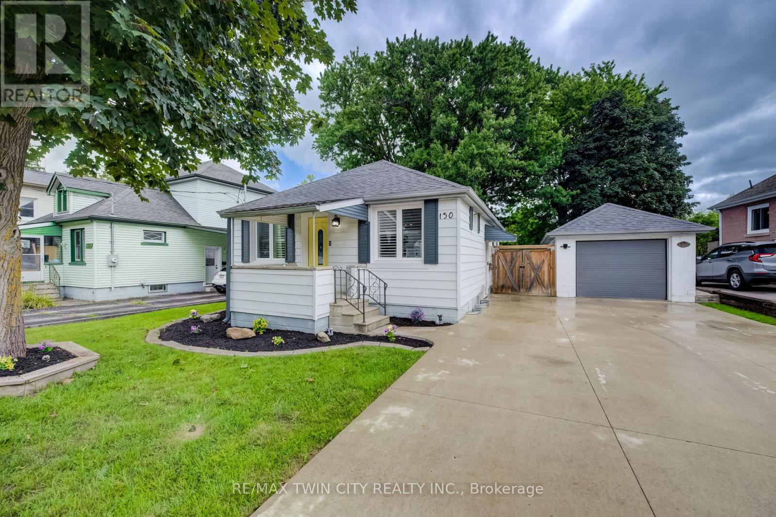 130 SYDENHAM STREET - 2