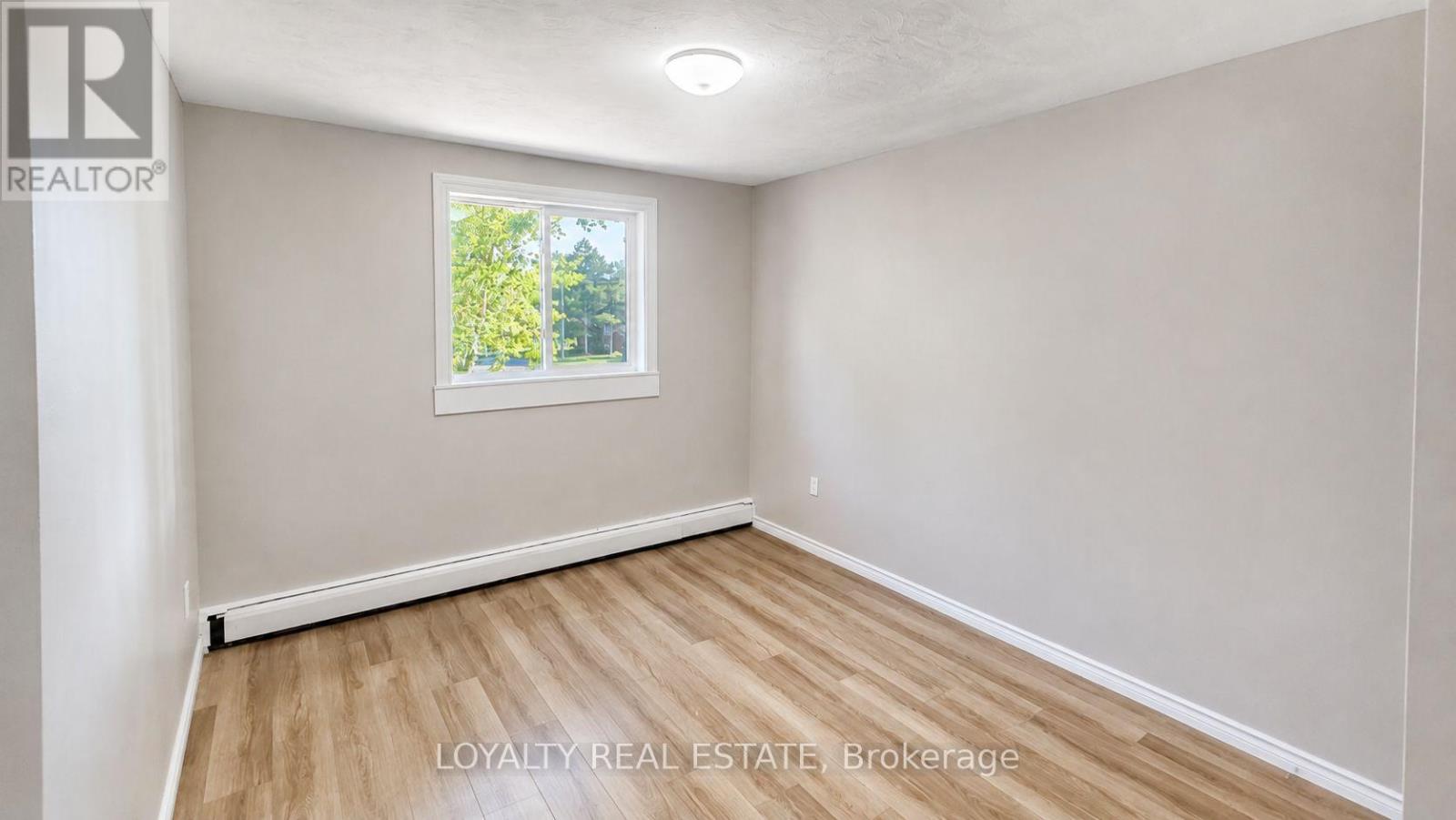 #306 601 BARBER AVENUE N - 12