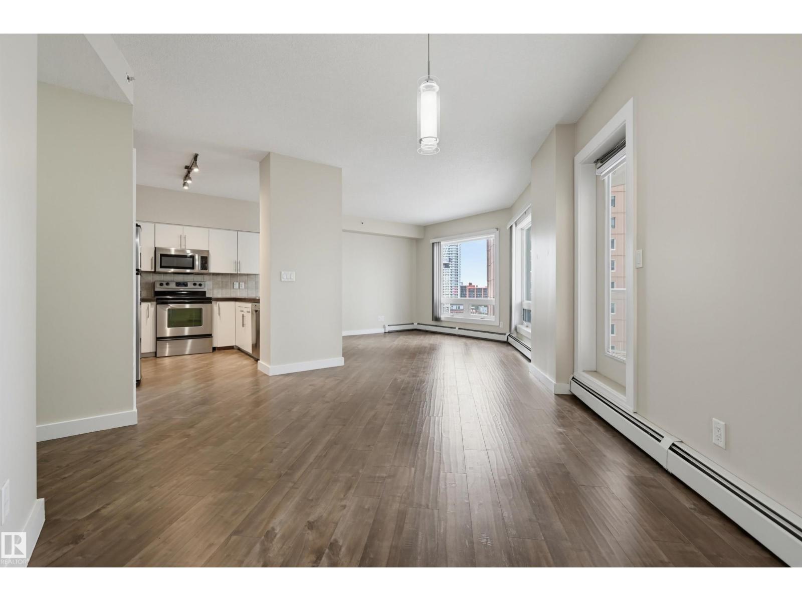 #801 10136 104 ST NW - Image 11