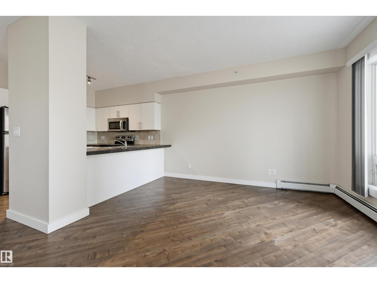#801 10136 104 ST NW - Image 15