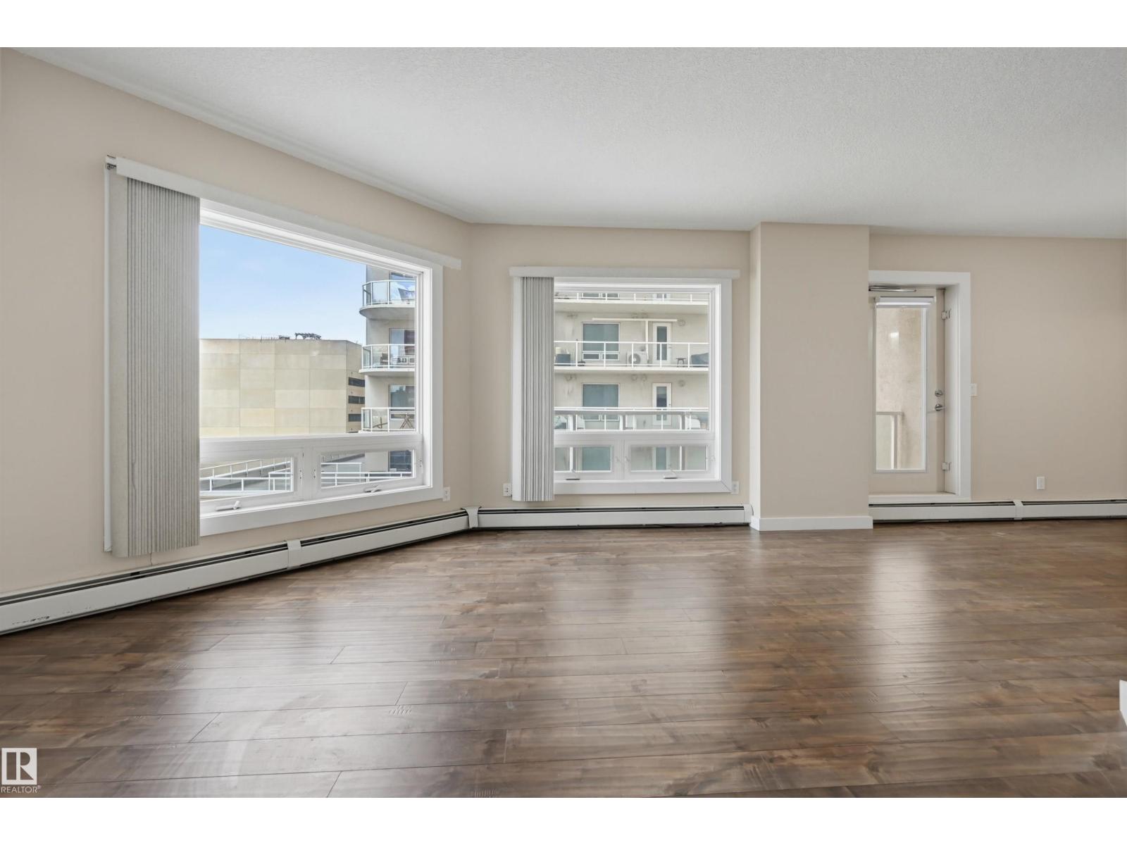 #801 10136 104 ST NW - Image 18