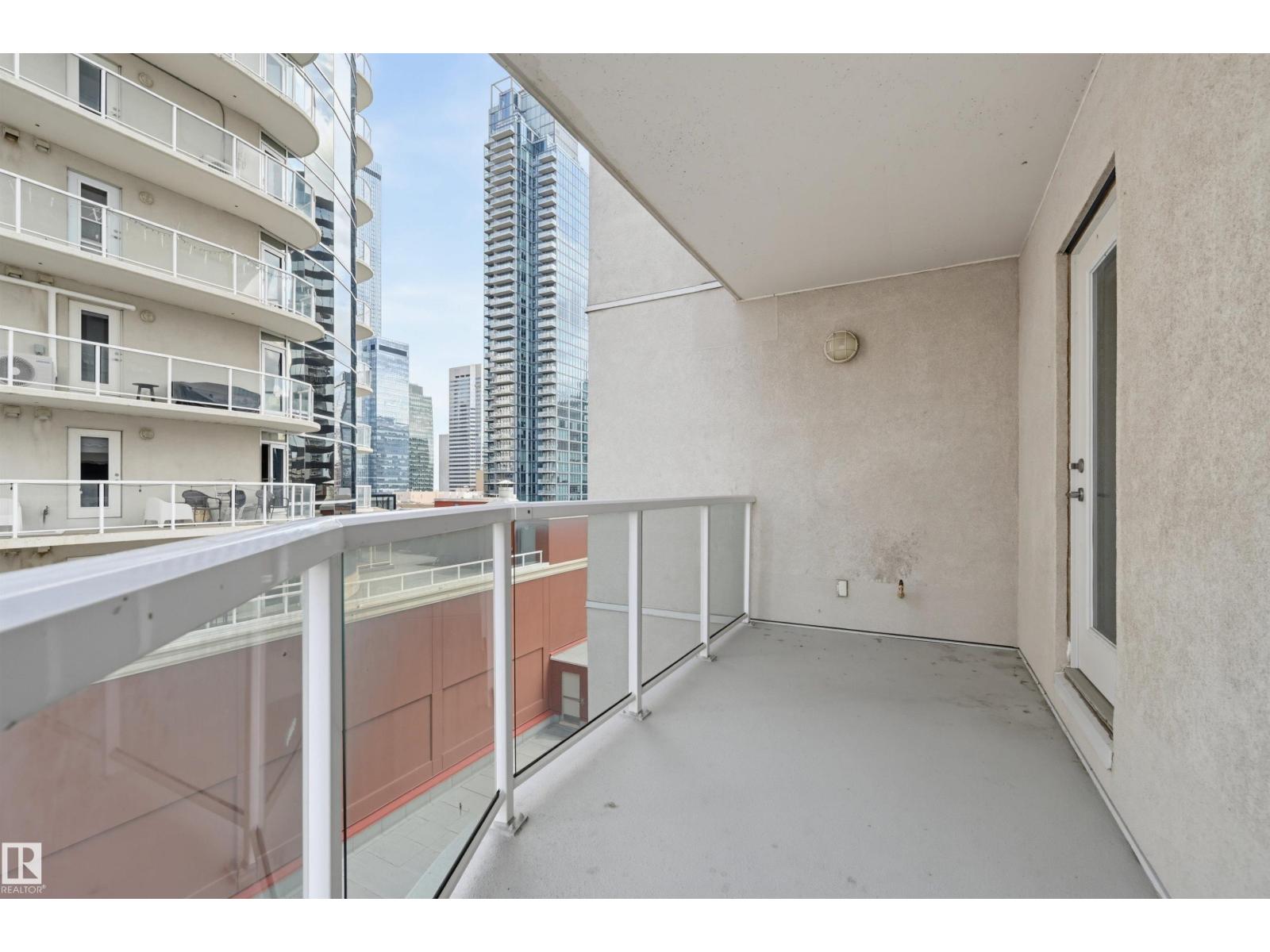 #801 10136 104 ST NW - Image 24