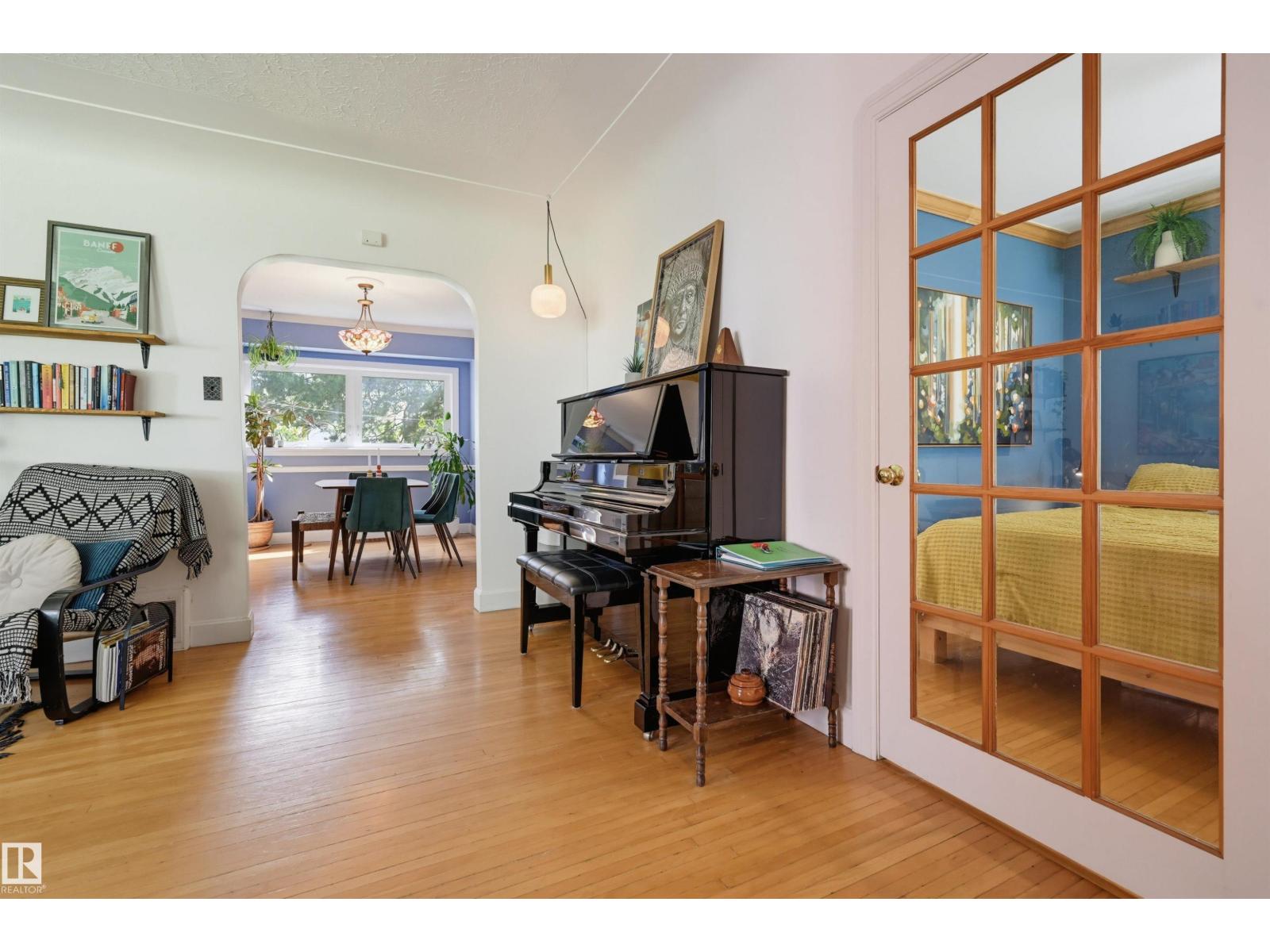 11635 126 ST NW - Image 12