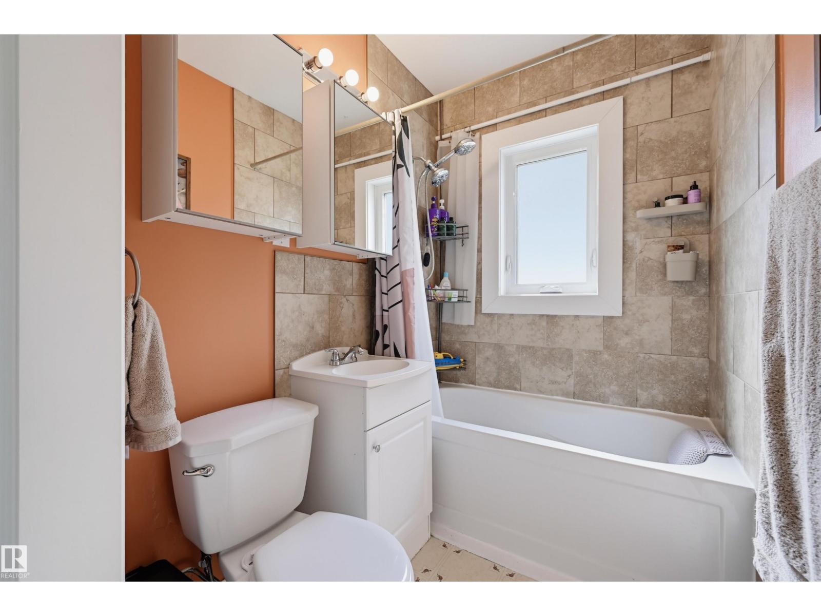 11635 126 ST NW - Image 22
