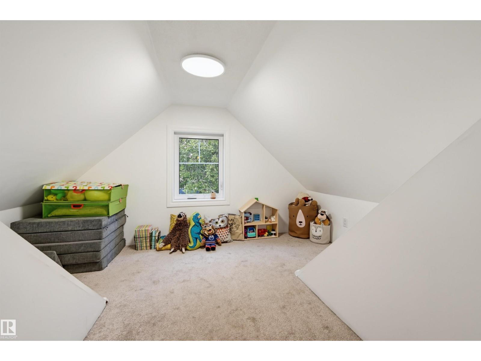 11635 126 ST NW - Image 39