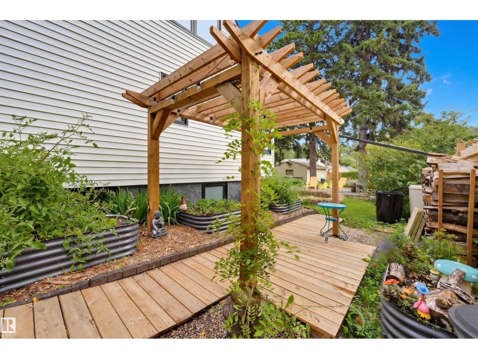11635 126 ST NW - Image 25