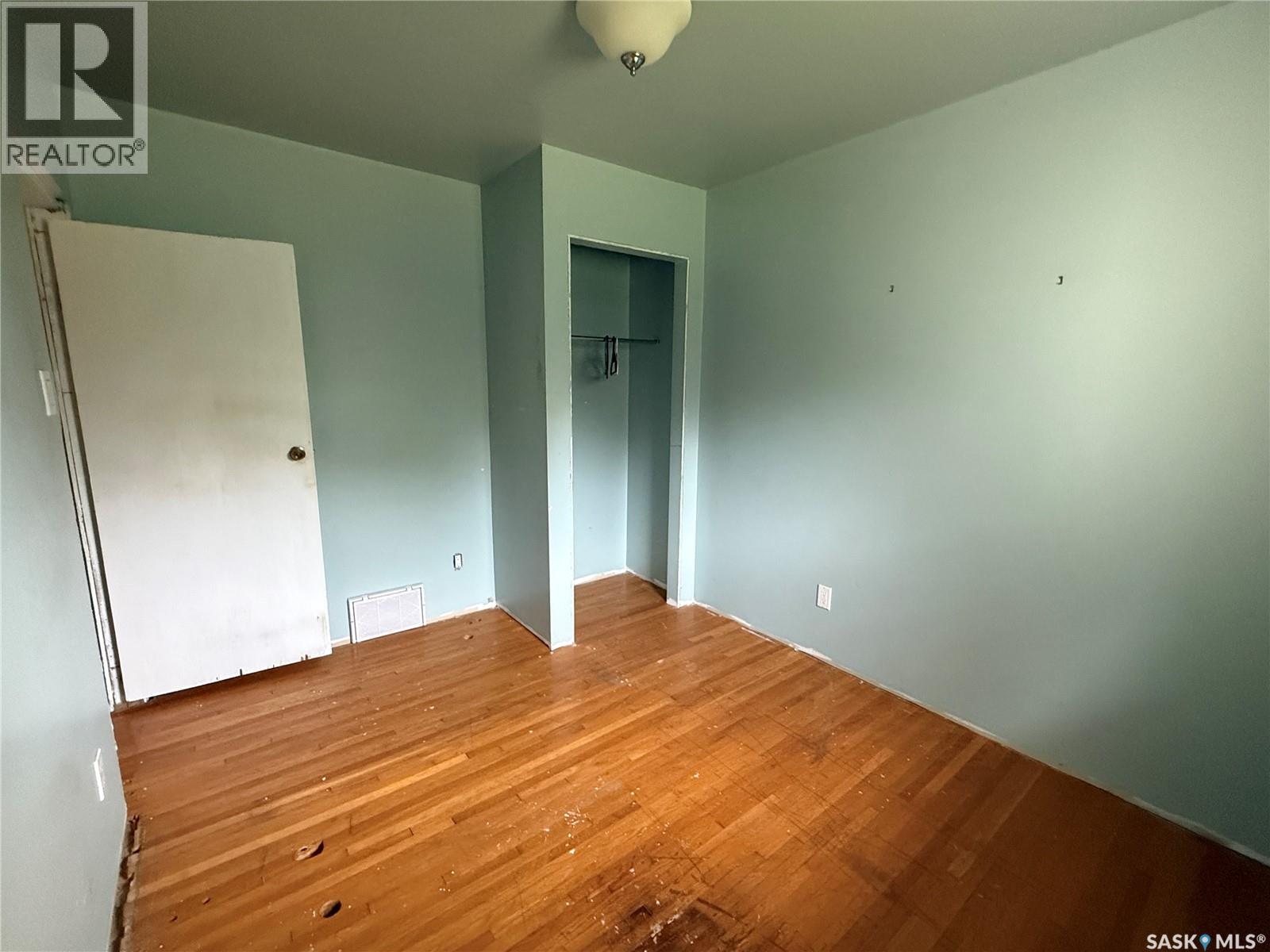 11 Bison STREET - 10
