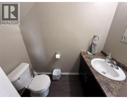 2pc Bathroom - 8107 18 Street, Dawson Creek, BC V1G0G4 Photo 13