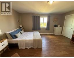 4pc Bathroom - 8107 18 Street, Dawson Creek, BC V1G0G4 Photo 6