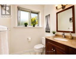 54 Southwell Drive, Toronto, ON M3B2N9 Photo 10
