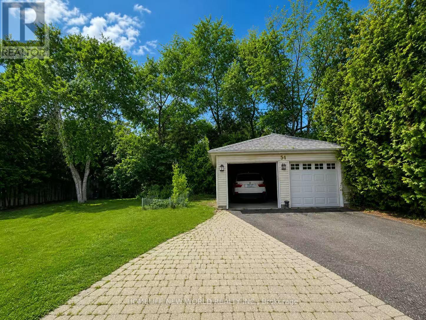 54 SOUTHWELL DRIVE - 3