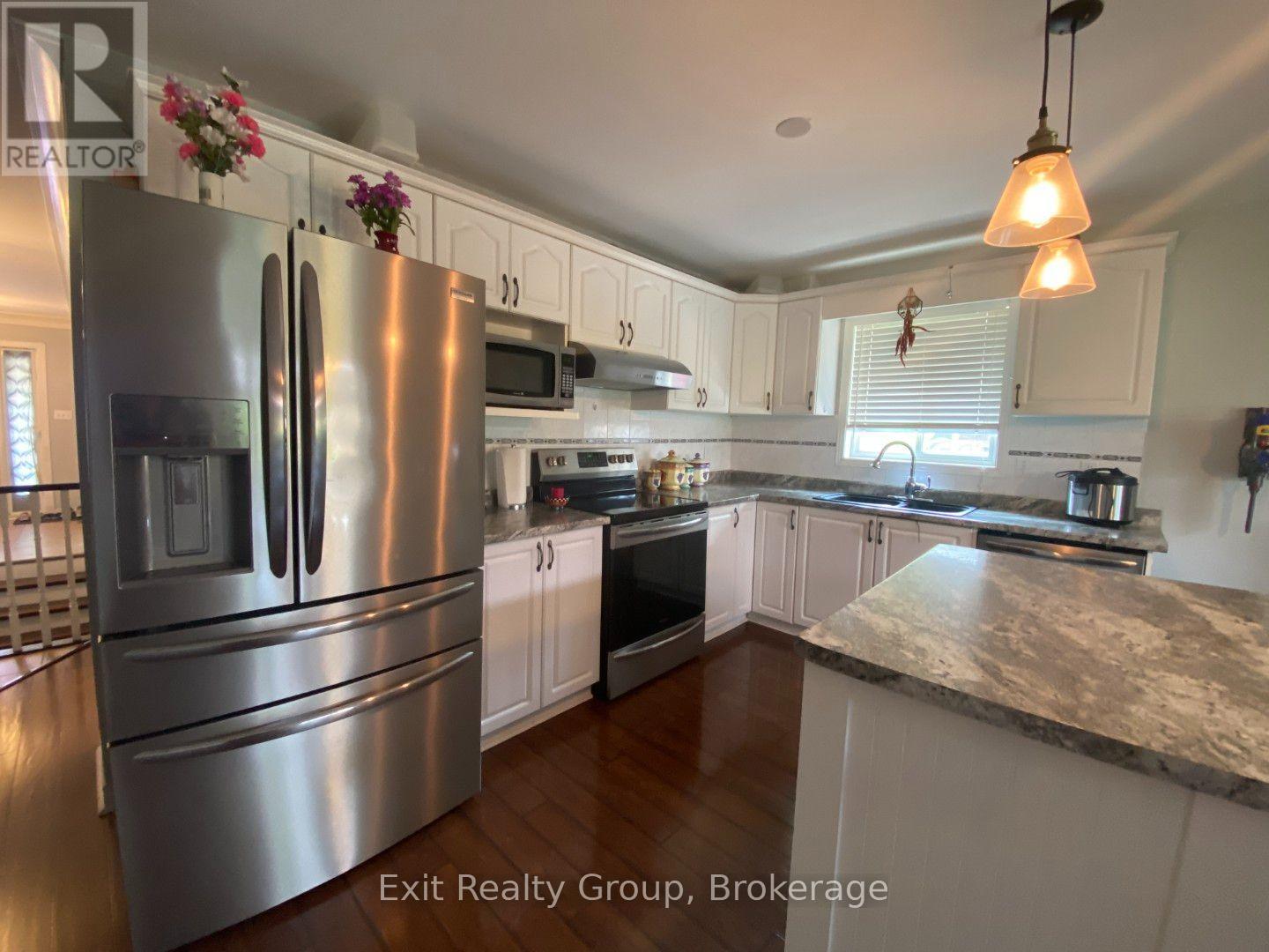 60 OAK RIDGE BOULEVARD - Image 20