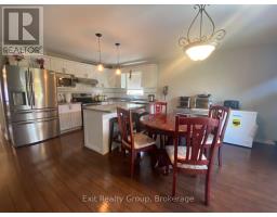 60 Oak Ridge Boulevard, Belleville, ON K8N5W2 Photo 22