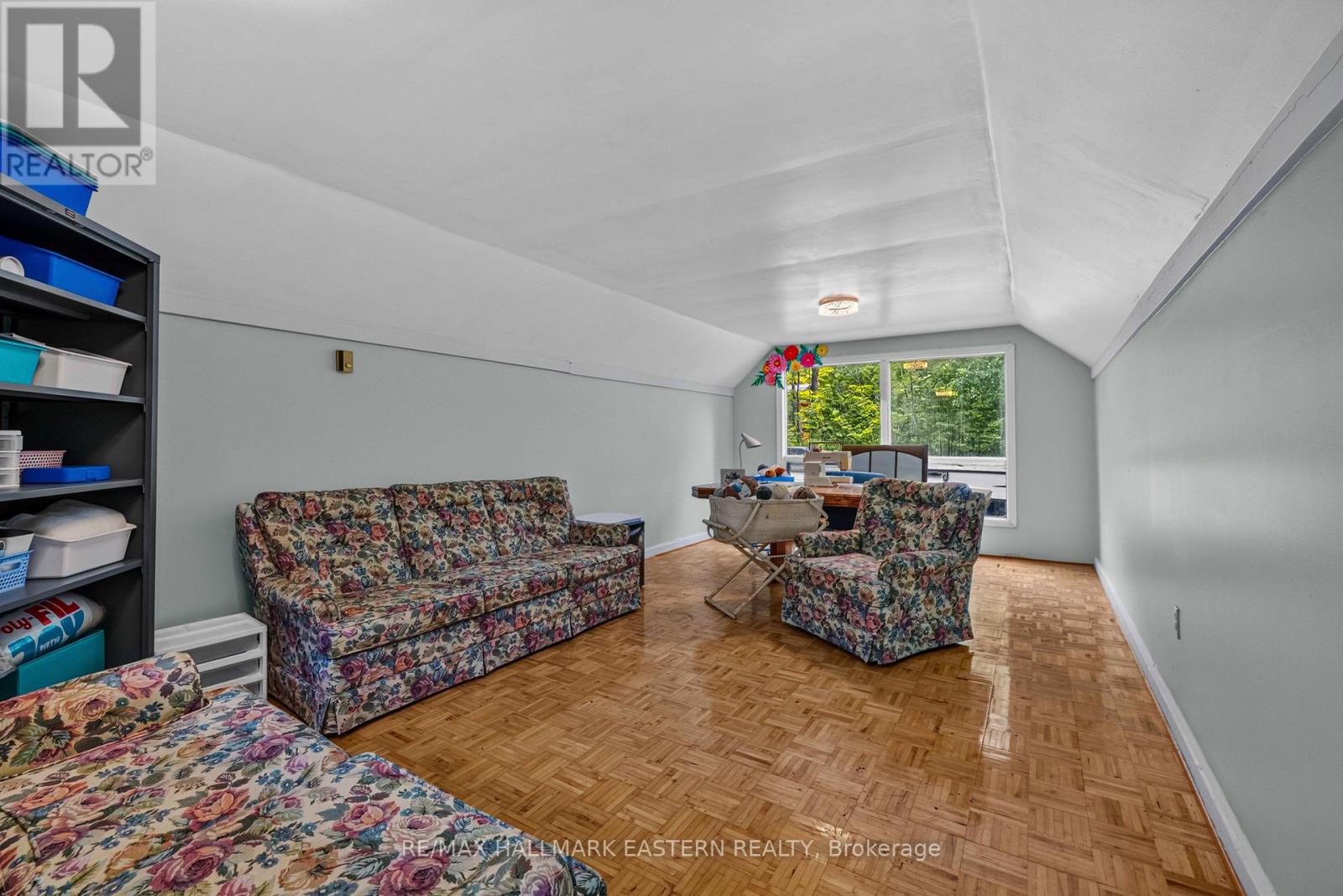 28 MAPLEWOOD COURT - 26