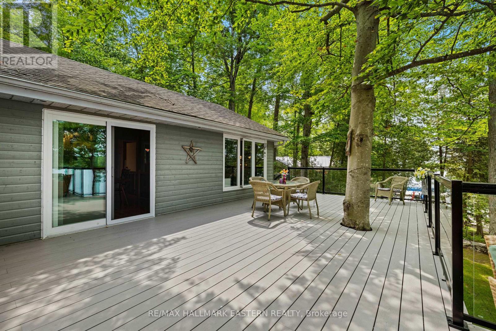 28 MAPLEWOOD COURT - 8