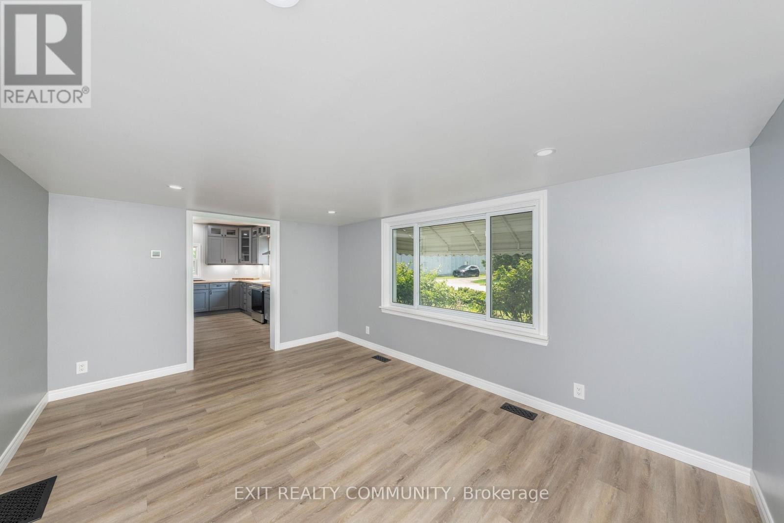 6594 JAMES STREET - 13