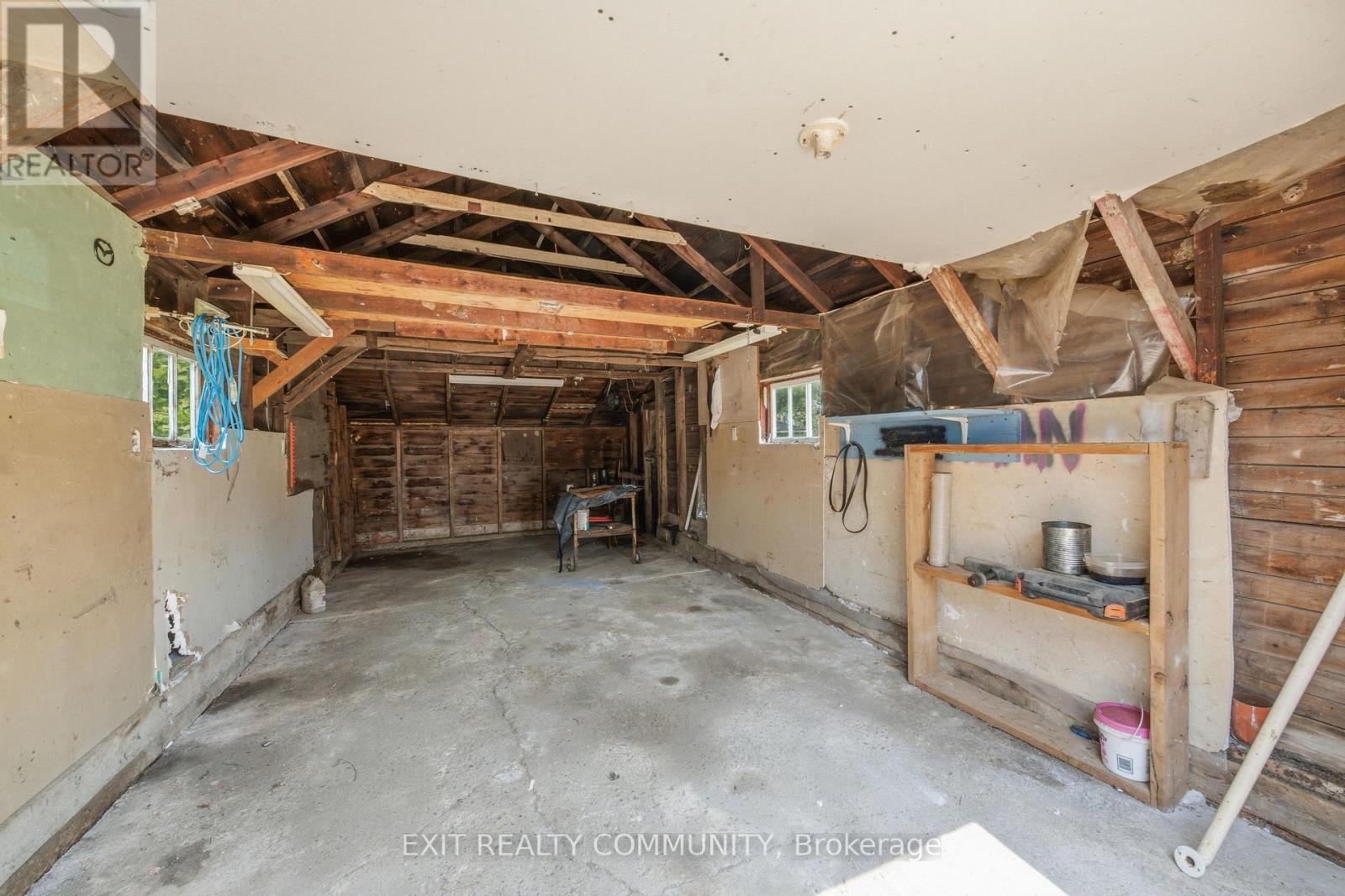 6594 JAMES STREET - Image 32