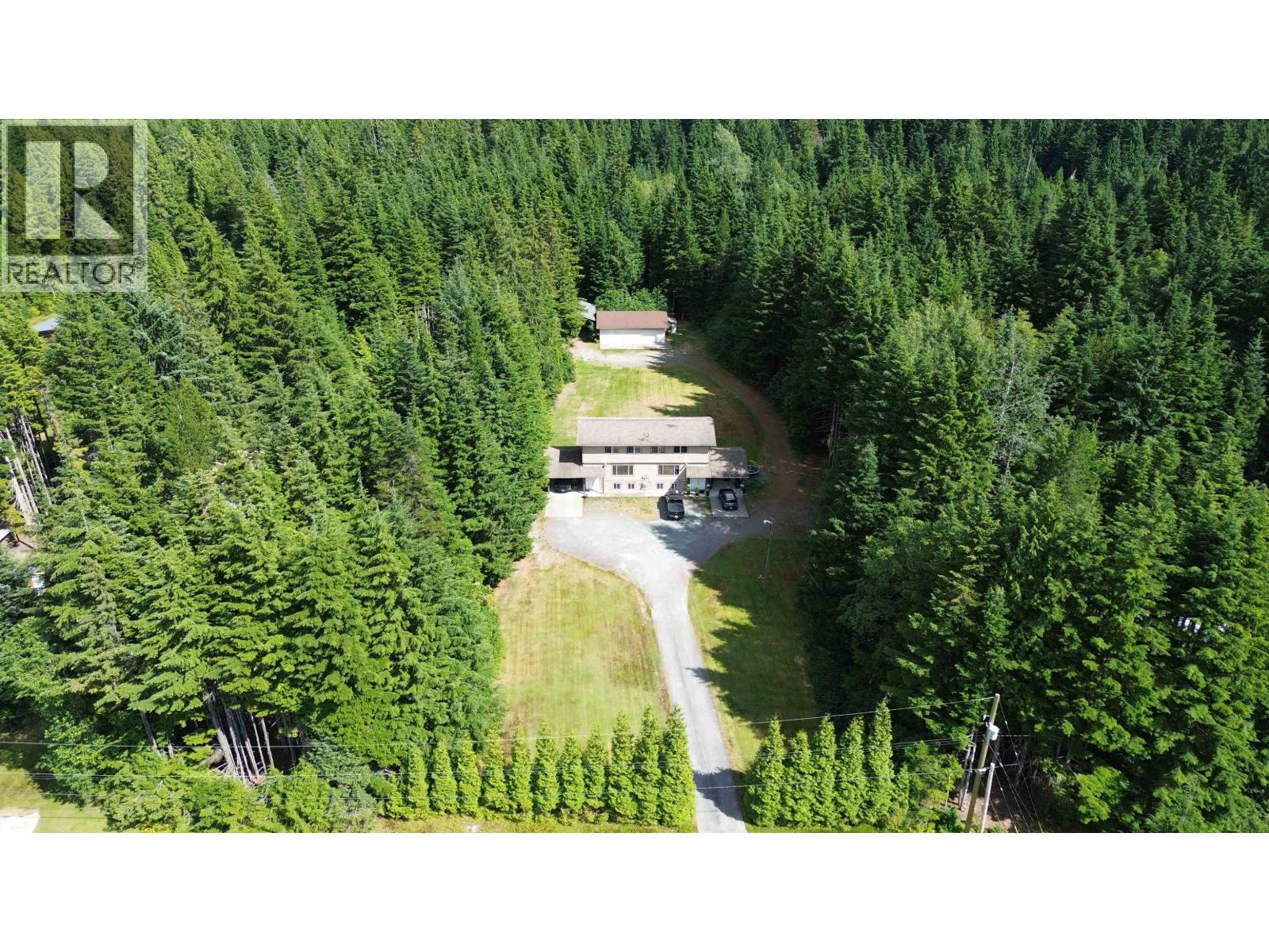 32 DOLLY VARDEN STREET, Kitimat