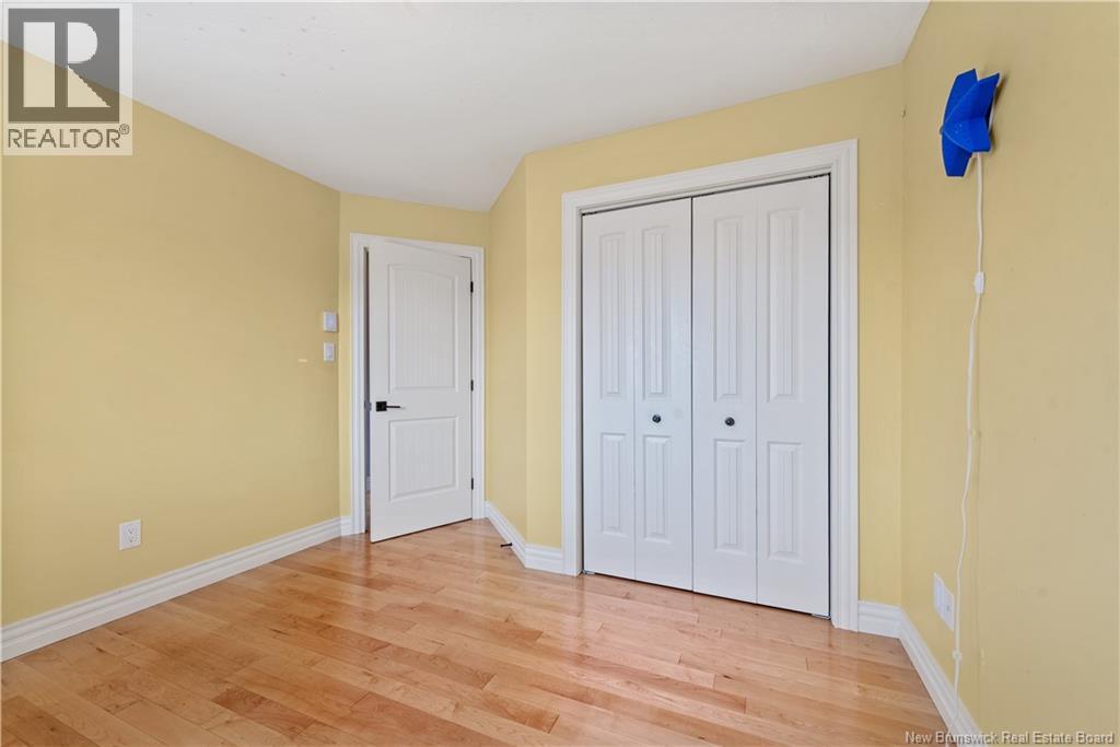 38 Caspian Court - 23