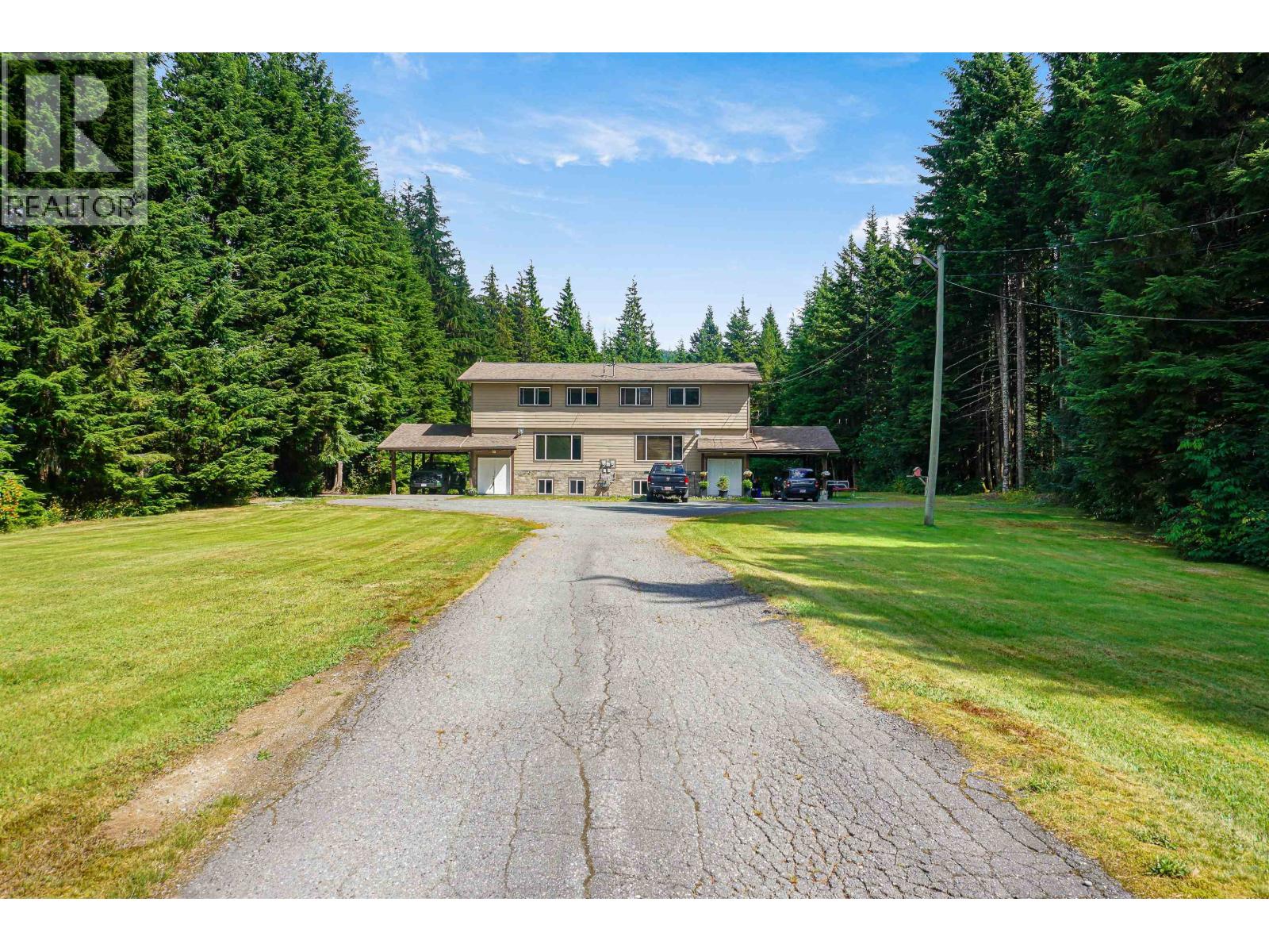 32 DOLLY VARDEN STREET, Kitimat