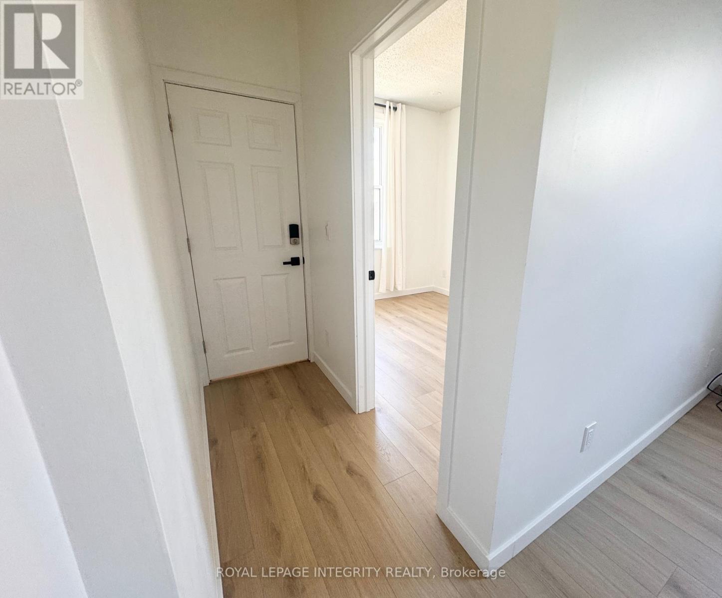 2 Bed, 1 Bath Multi-Family for Rent in Ottawa – 1 – 920 GLADSTONE AVENUE, Ottawa – MLS# X13689140 - Image 10