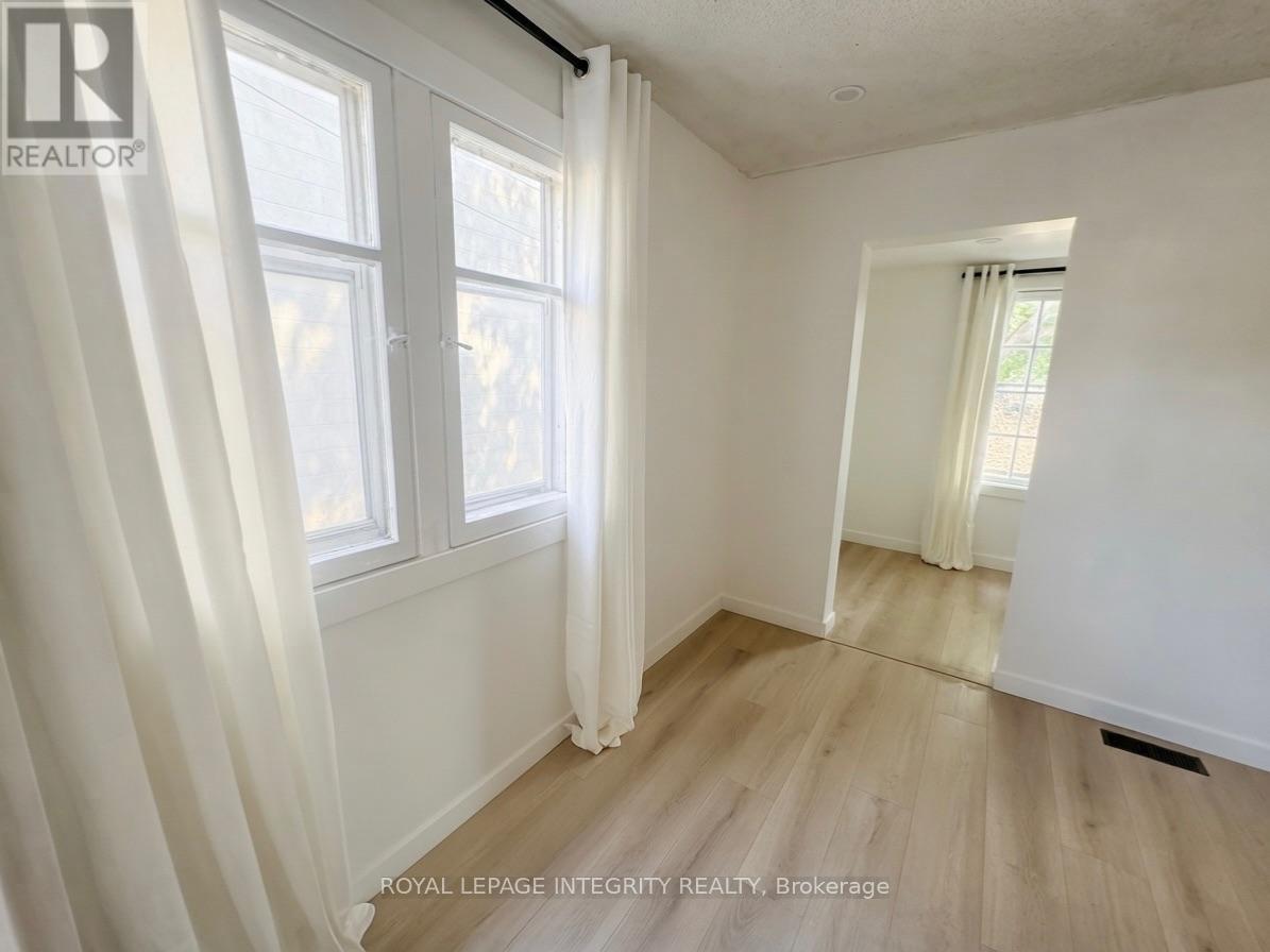 2 Bed, 1 Bath Multi-Family for Rent in Ottawa – 1 – 920 GLADSTONE AVENUE, Ottawa – MLS# X13689140 - Image 18