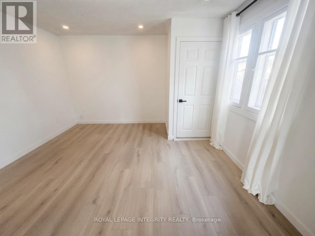 2 Bed, 1 Bath Multi-Family for Rent in Ottawa – 1 – 920 GLADSTONE AVENUE, Ottawa – MLS# X13689140 - Image 21