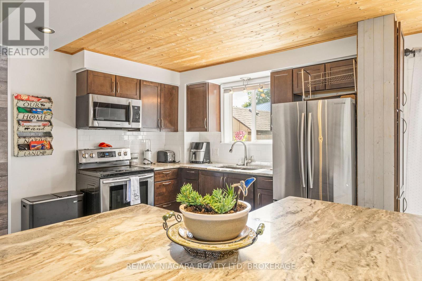 38 MCCORDICK DRIVE - Image 11