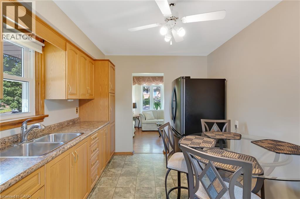 94 OTTAWA Crescent - Image 14