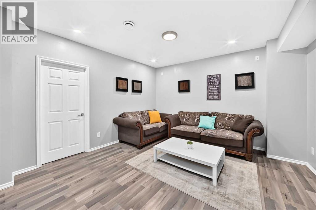 98 Saddlelake Terrace - 35