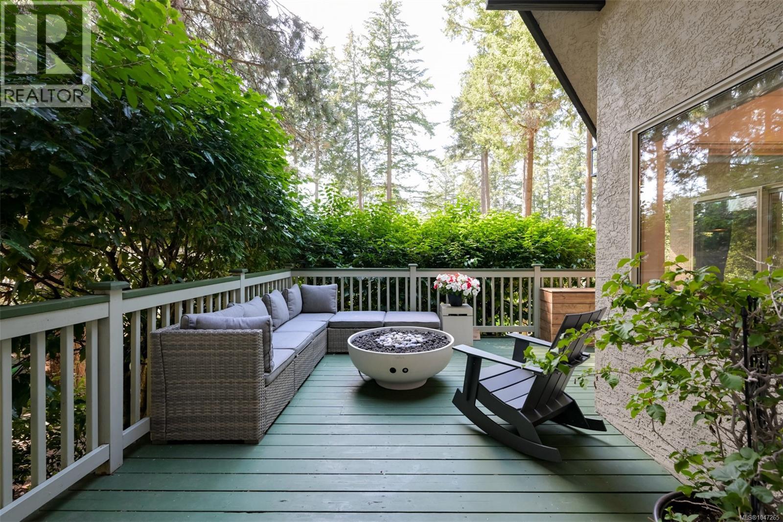 978 Fir Tree Glen - Image 10