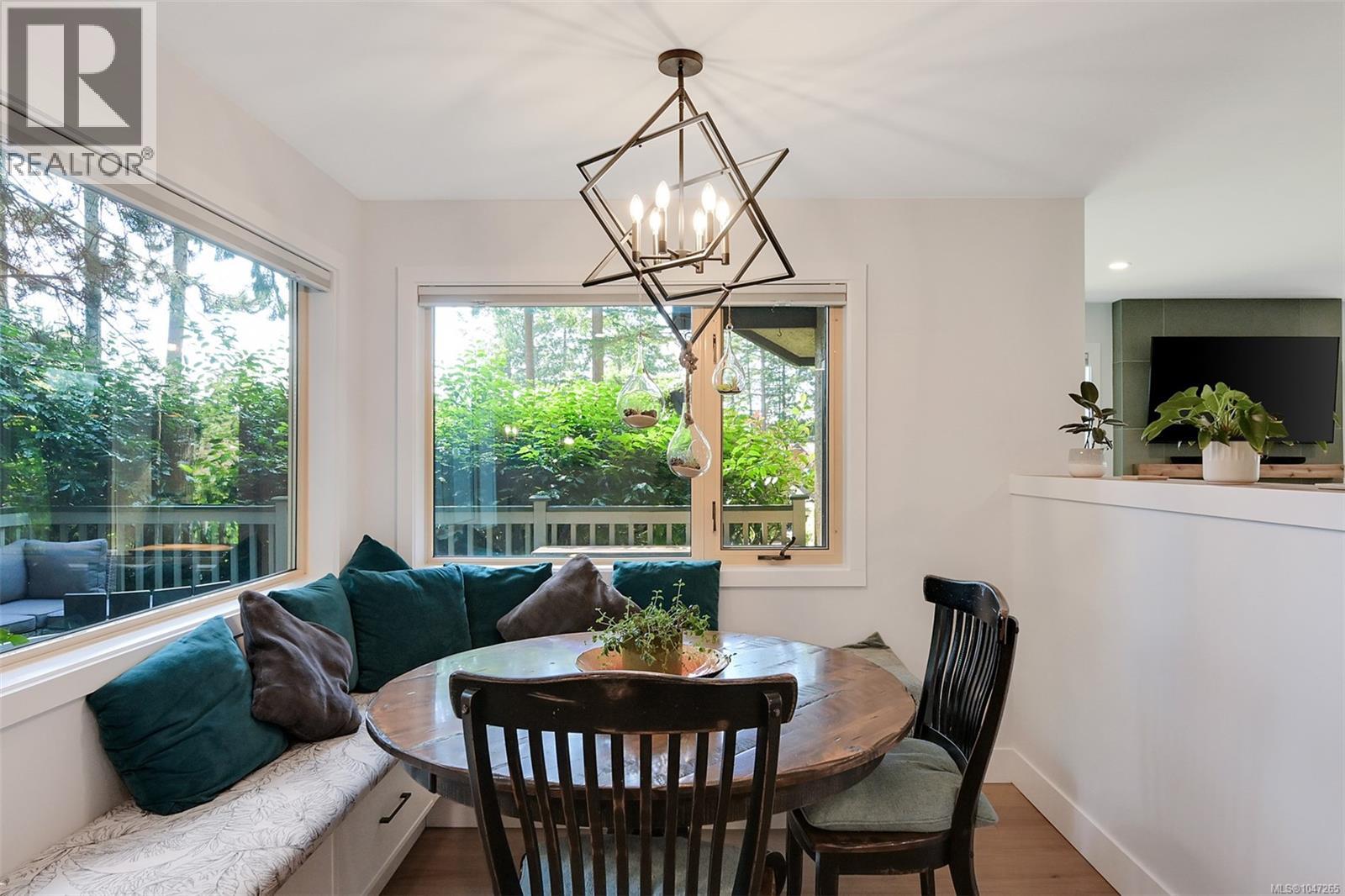 978 Fir Tree Glen - 30