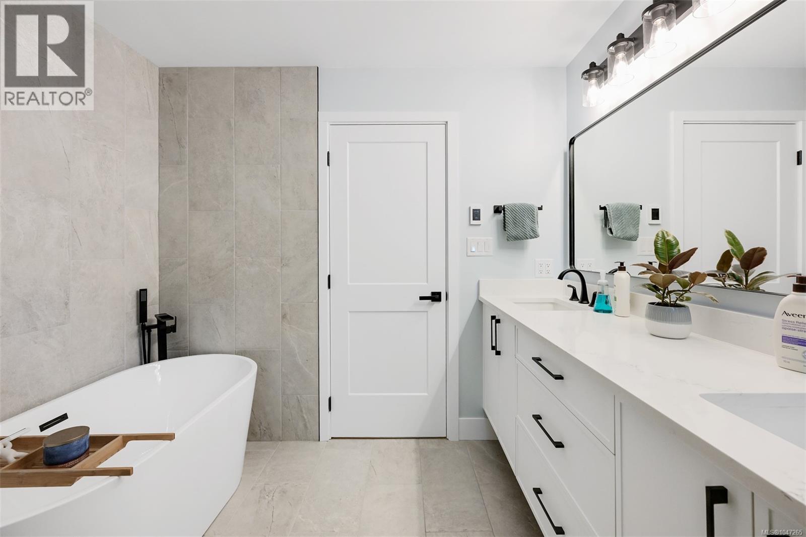 978 Fir Tree Glen - 45