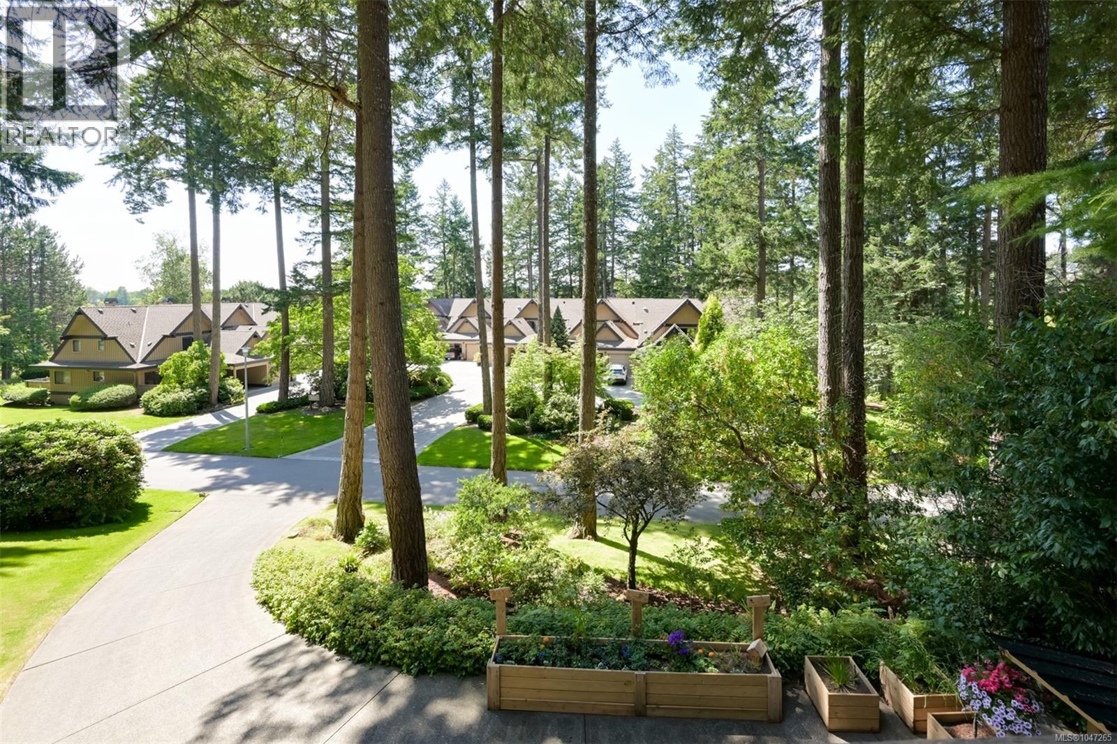 978 Fir Tree Glen - Image 76