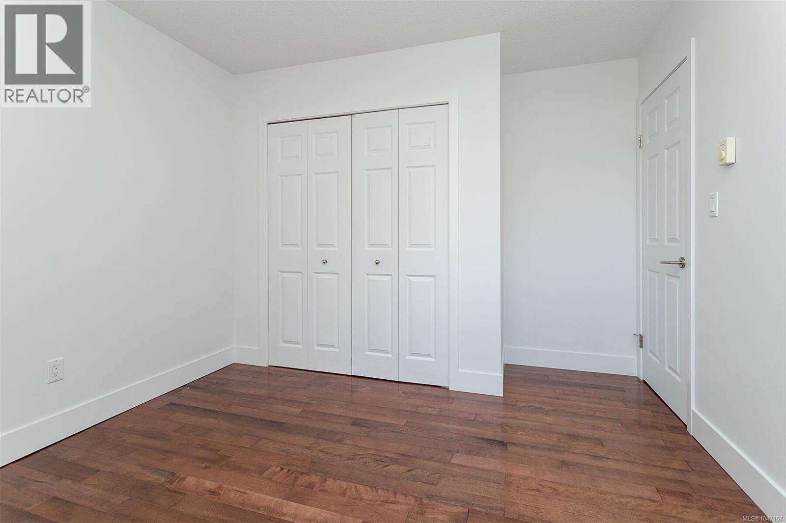 1822 Fairhurst Ave - 20