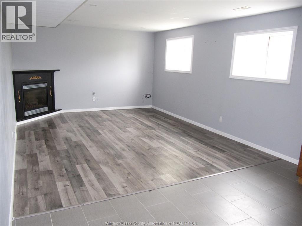 1495 Clover AVENUE - 22