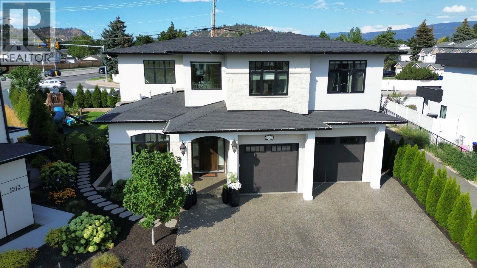  1907 Hemmerling Court, Kelowna
