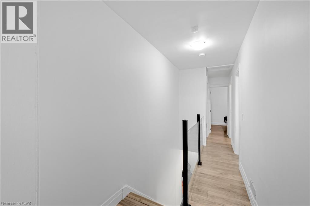 100 GIBSON Avenue - 18