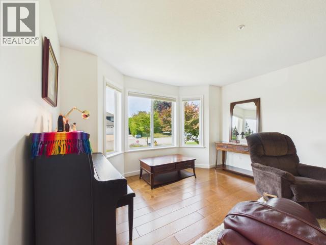 3400 ONTARIO AVE - 39