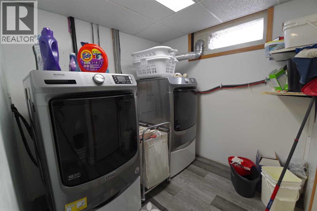 5408 45 Avenue - 18