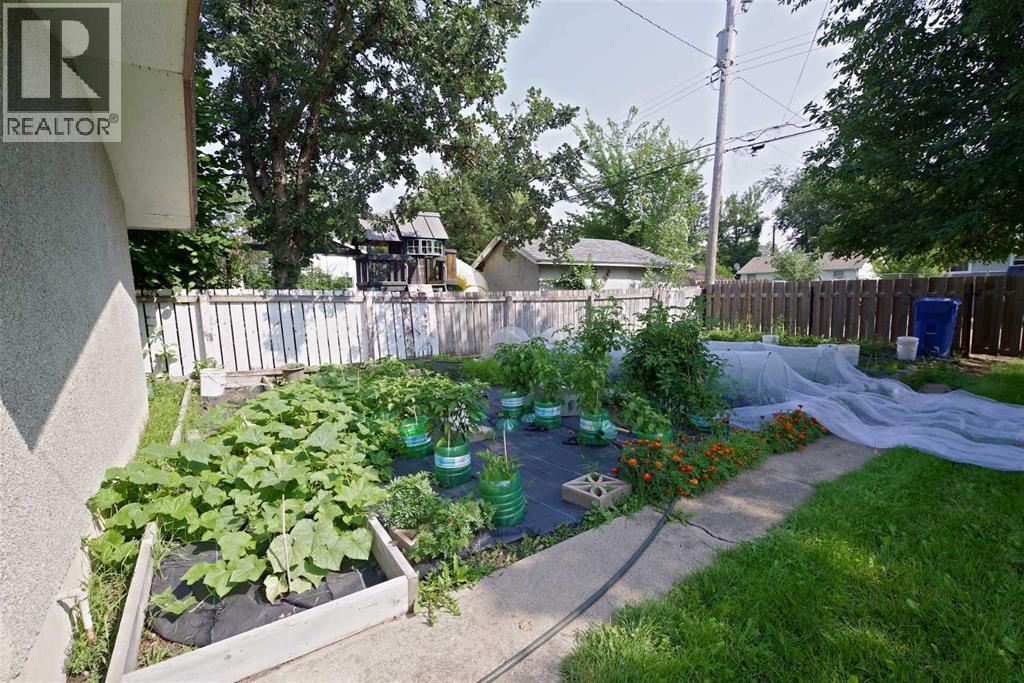 5408 45 Avenue - 28