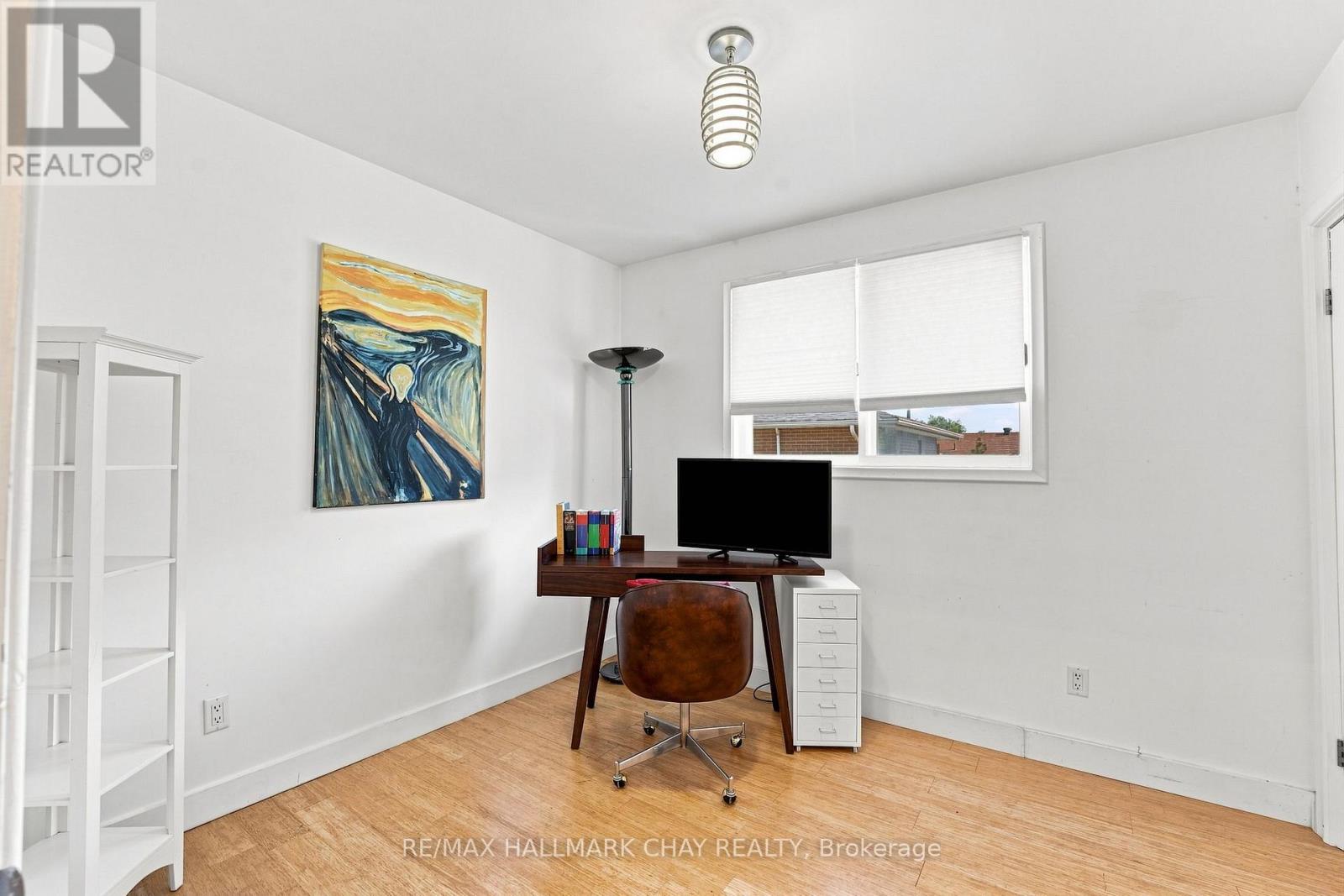 30 HARDING AVENUE - Image 13