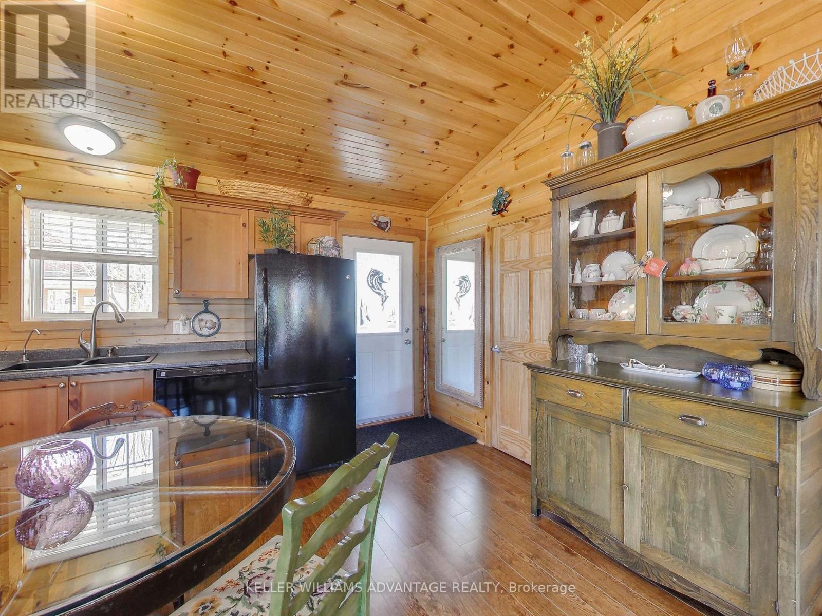 48 MADAWASKA TRAIL - Image 21