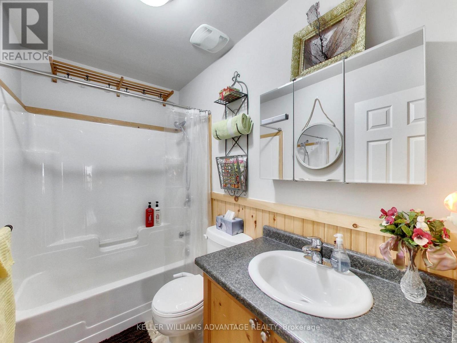48 MADAWASKA TRAIL - Image 29