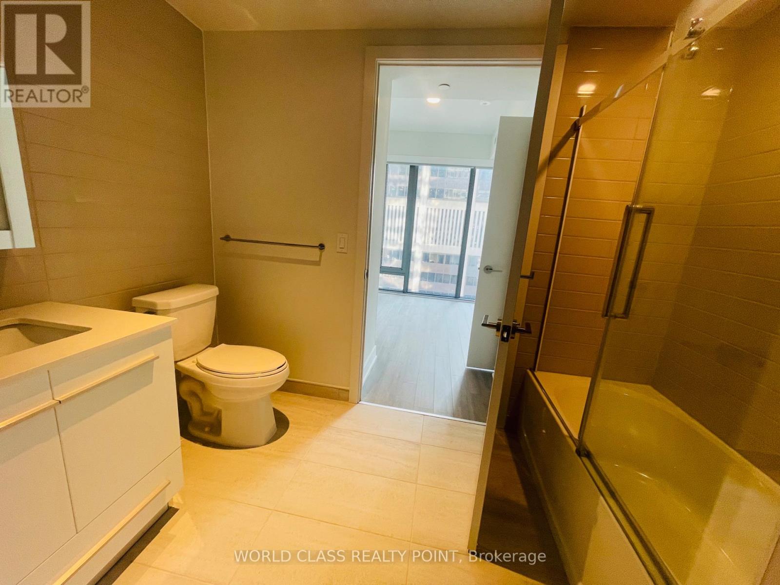 #2404 8 CUMBERLAND STREET - 8