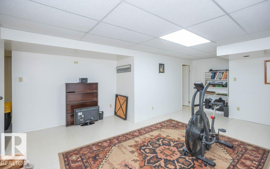 10729 108A AV - Image 50