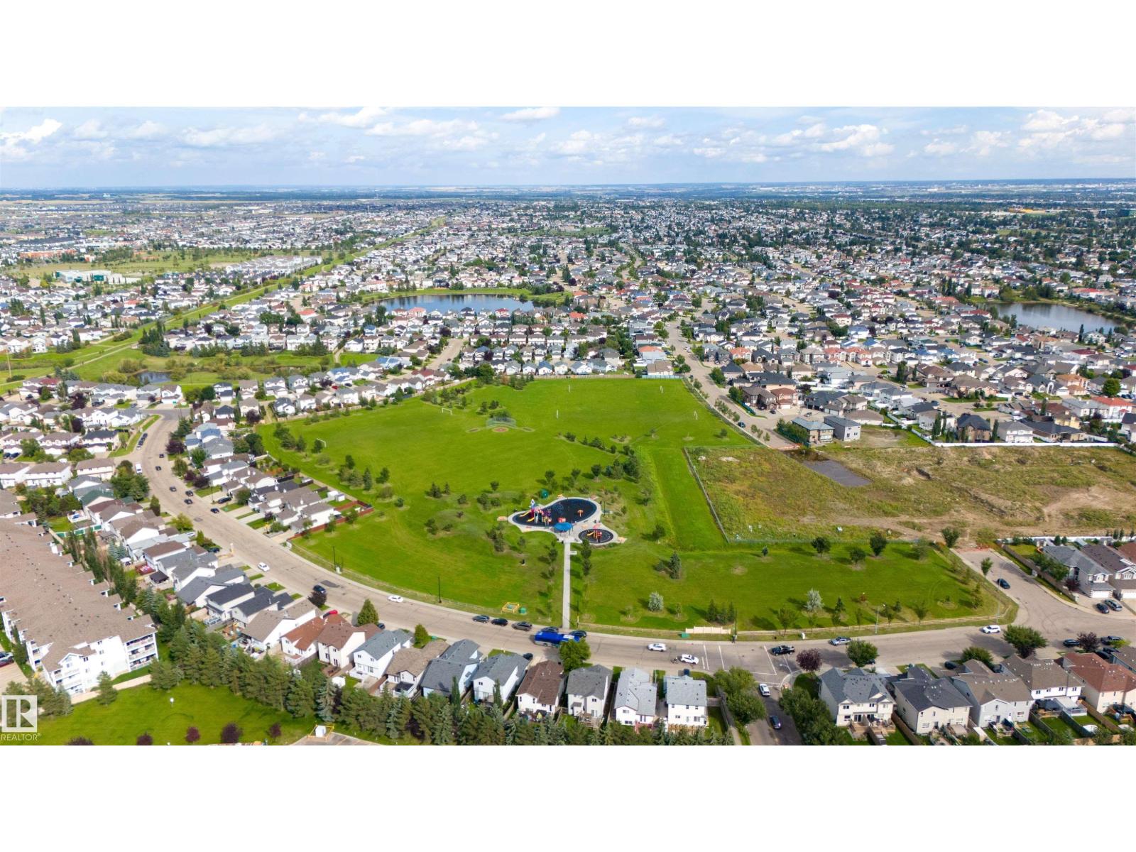 #401 9523 160 AV NW - 40